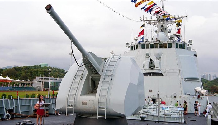 Pháo chính của tàu khu trục Type 052C hiện có của Hải quân Trung Quốc